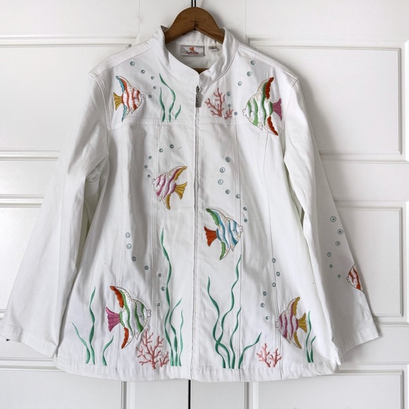 Quacker Factory Jackets & Blazers - Quacker Factory Embroidered Jacket 1X White Fish Sea Life Tropical Beach Sequins